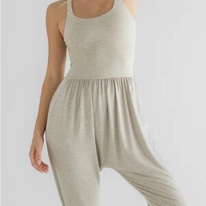 IMBODHI Jumpsuit S